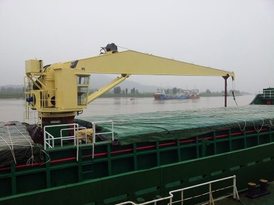 Advantages of HT marine deck crane